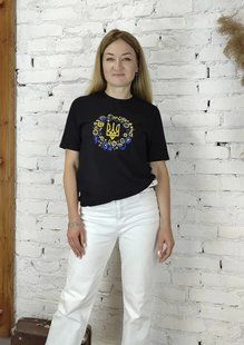 Футболка-вышиванка женская черная вышивка Трезубец венок ТМ НоКо